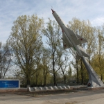 Хотунок, памятник-самолет Советским авиаторам