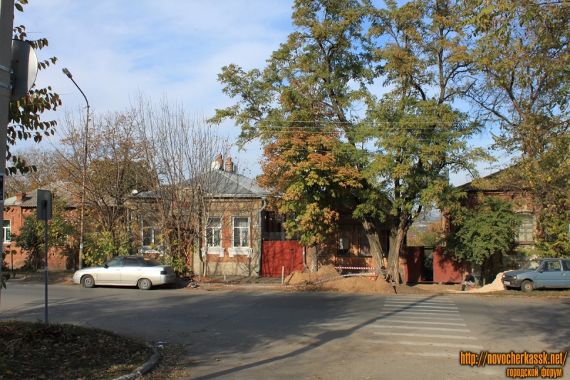 Новочеркасск: Буденновская, 28-30