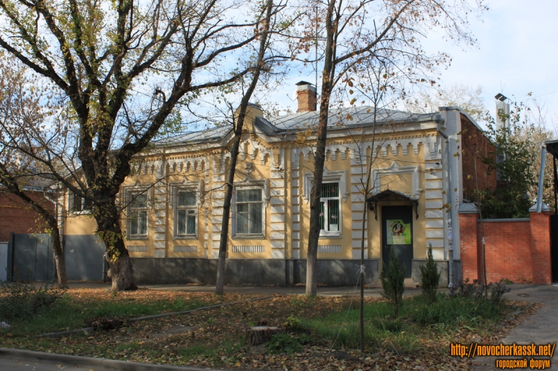 Новочеркасск: ул. Просвещения, 100