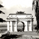 Триумфальные ворота. 1814-1817