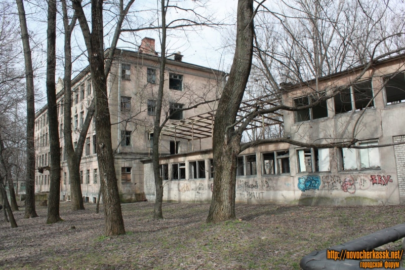 Новочеркасск: Заброшенная больница на ул. Гвардейской