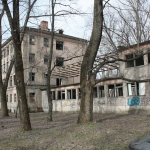 Заброшенная больница на ул. Гвардейской
