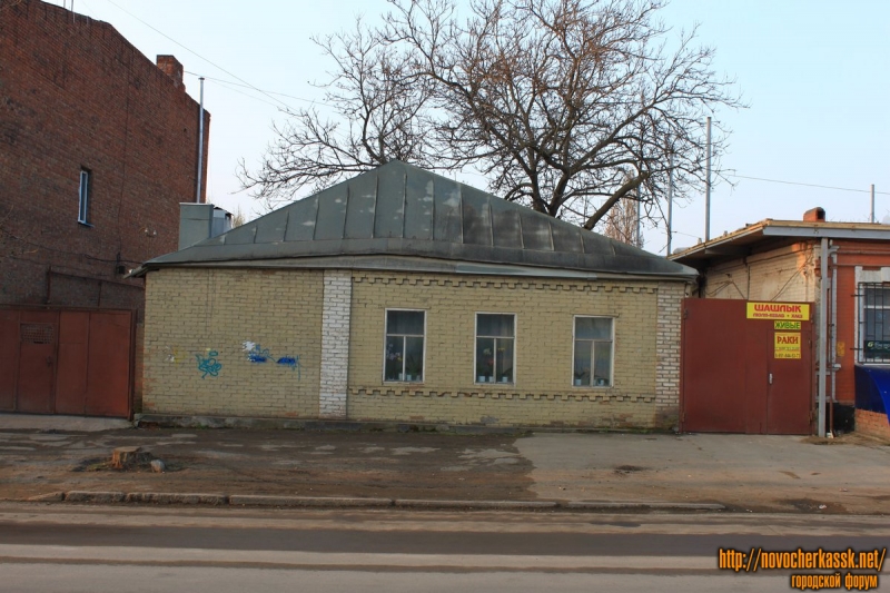 Новочеркасск: Проспект Баклановский, 17