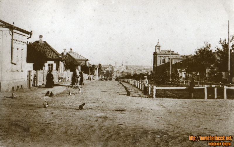 Новочеркасск: Пушкинская, угол с Баклановским