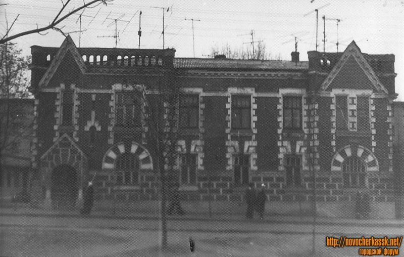 Новочеркасск: Проспект Баклановский, 28