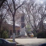 Установка памятника на проспекте Баклановском