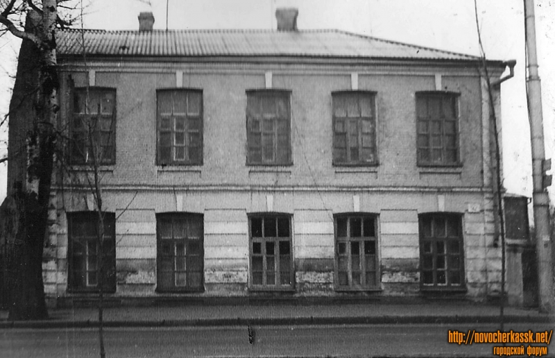 Новочеркасск: Баклановский, 57. Бывшая фабрика Башмакова