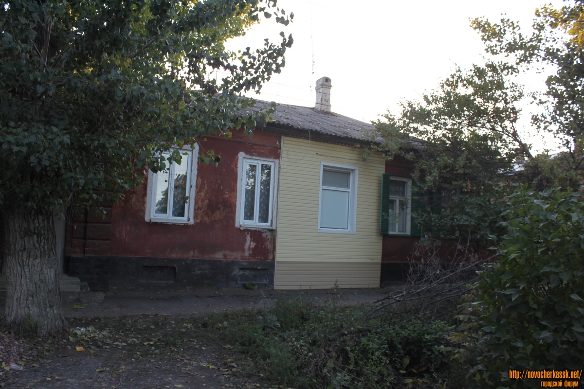 Новочеркасск: Ремонт дома по улице Фрунзе, 33