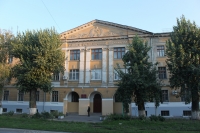 Троицкая, 49. Геолого-разведочный техникум