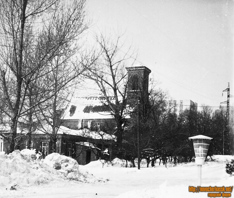 Новочеркасск: Кирха. Улица Михайловская (Кирова)