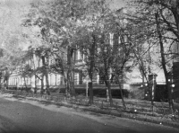 Проспект Ермака, 92. Здание школы №3