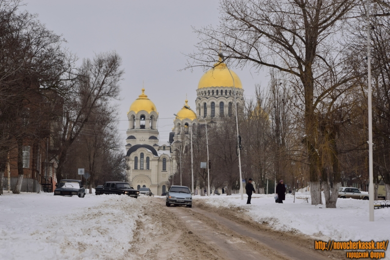 Новочеркасск: Собор. Вид с Красного спуска