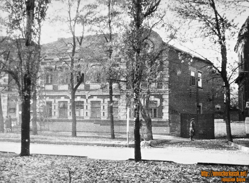 Новочеркасск: Пр. Ермака, 57