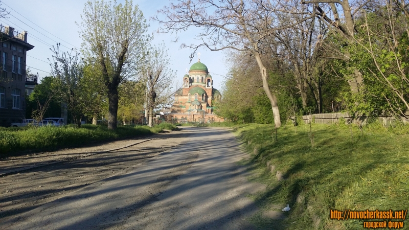 Новочеркасск: улица Александровская, вид на Александровский храм