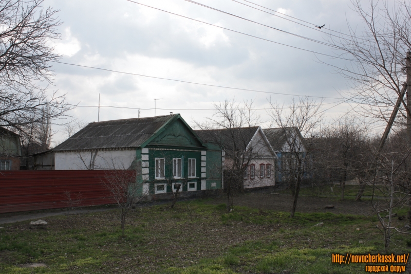 Новочеркасск: Улица Гагарина, 109-113