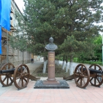 Памятник Суворову. Проспект Платовский