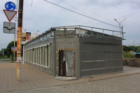 На углу 26 Бакинских комиссаров и Баклановского