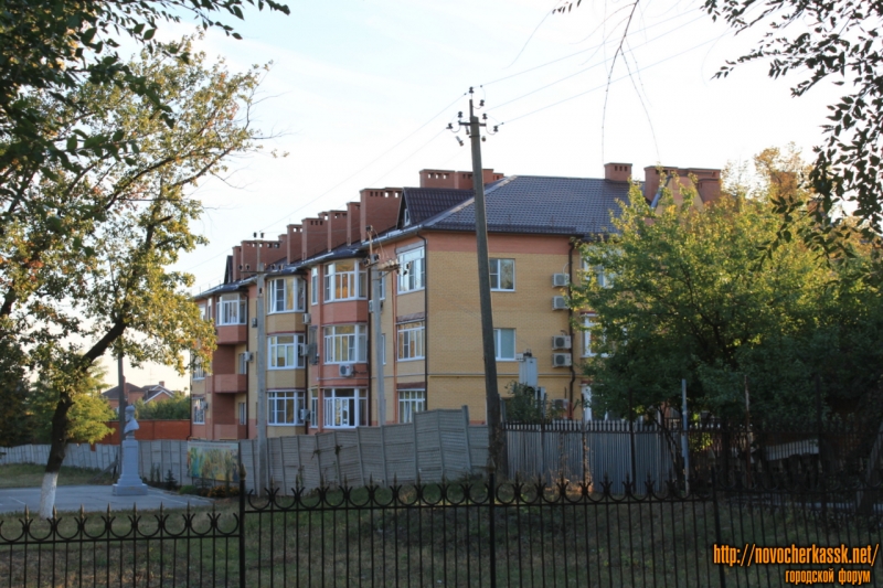 Новочеркасск: Проспект Баклановский, 91В