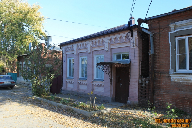 Новочеркасск: Улица Грекова, 72