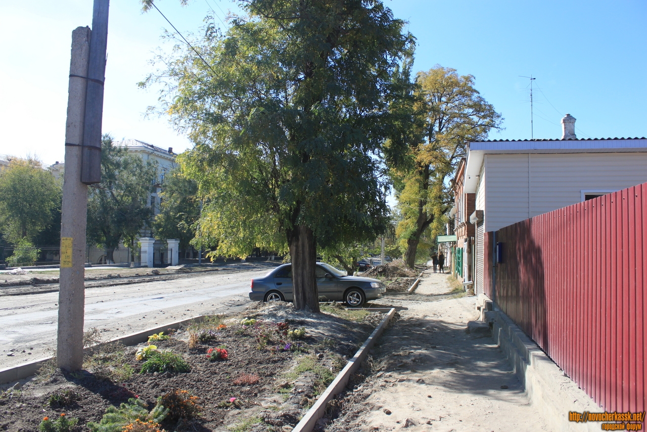 Новочеркасск: Ремонт на улице Троицкой