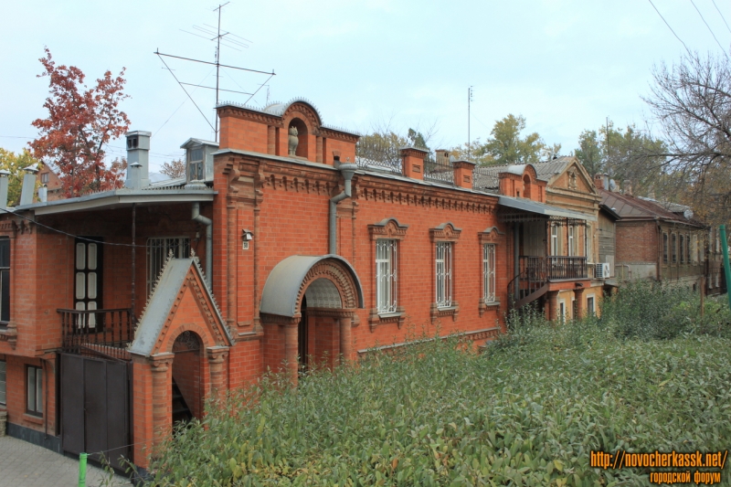 Новочеркасск: Улица Пушкинская, 30. «Дом с совой»