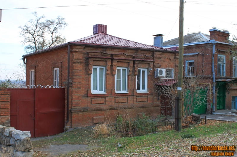 Новочеркасск: Улица Аксайская, 55