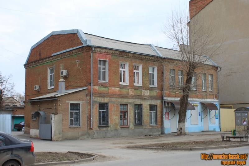 Новочеркасск: Проспект Ермака, 84