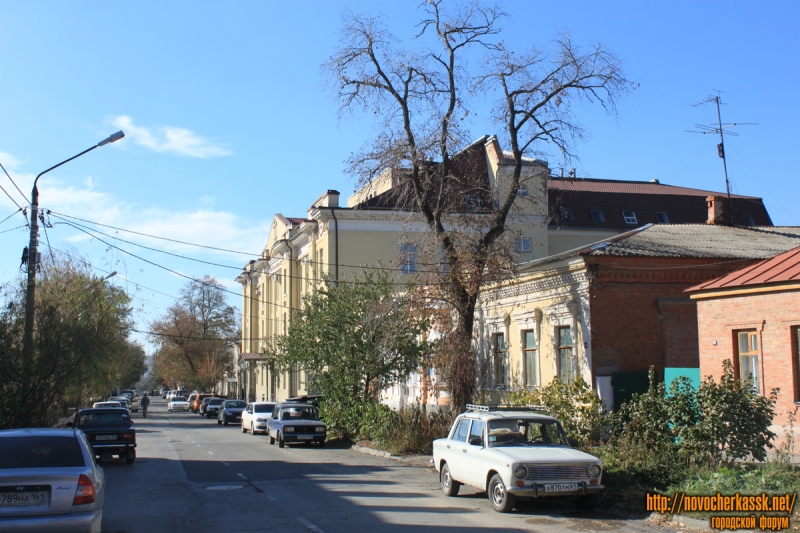 Новочеркасск: Улица Красноармейская