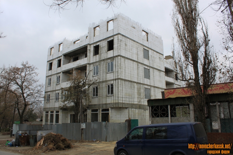 Новочеркасск: Стройка на улице Михайловской, 171