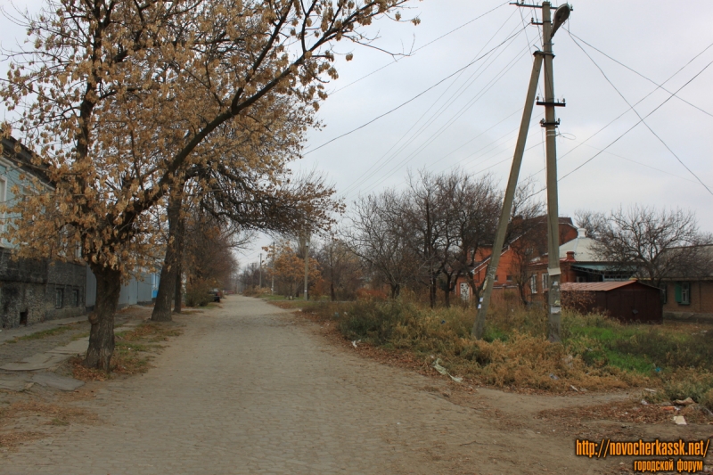Новочеркасск: Улица Тургенева. Вот от улицы Первомайской