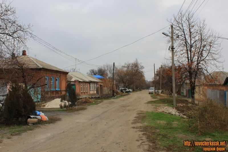 Новочеркасск: Улица Красноармейская