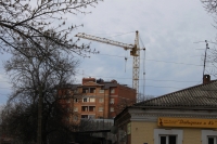 Строительство многоэтажки на Просвещения, 108. Вид с пр. Ермака