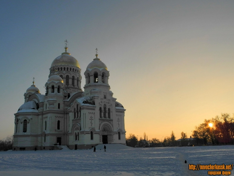 Новочеркасск: Собор на рассвете