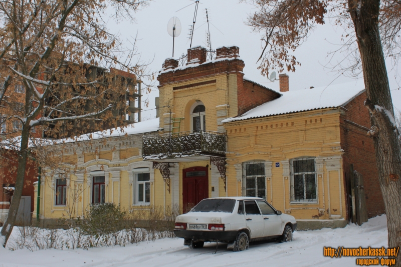 Новочеркасск: Улица Просвещения, 104