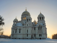 Собор в Новочеркасске на рассвете