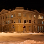 Военный госпиталь (угол Пушкинской и Платовского)