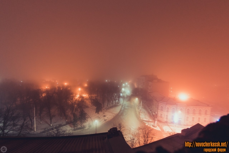 Новочеркасск: Площадь Троицкая/Московская. 11 декабря 2014