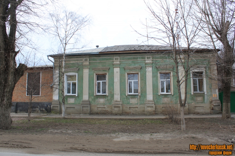 Новочеркасск: Улица Фрунзе, 51