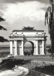 Триумфальная арка на спуске Герцена. Ориентировочно 1988 год