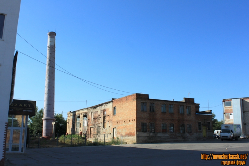 Новочеркасск: Здание на территории бывшего Станкозавода