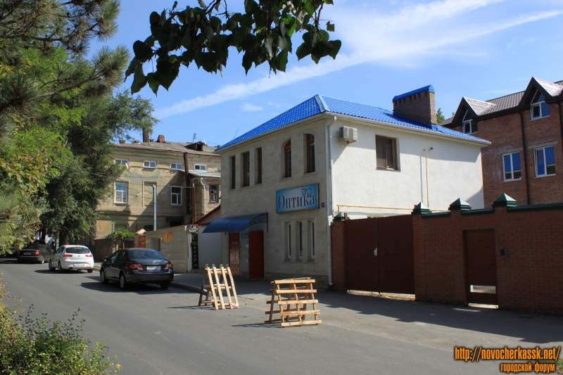 Новочеркасск: Оптика на Дубовского, 37
