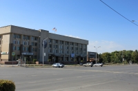 Проспект Платовский, 59Б. Здание Администрации города
