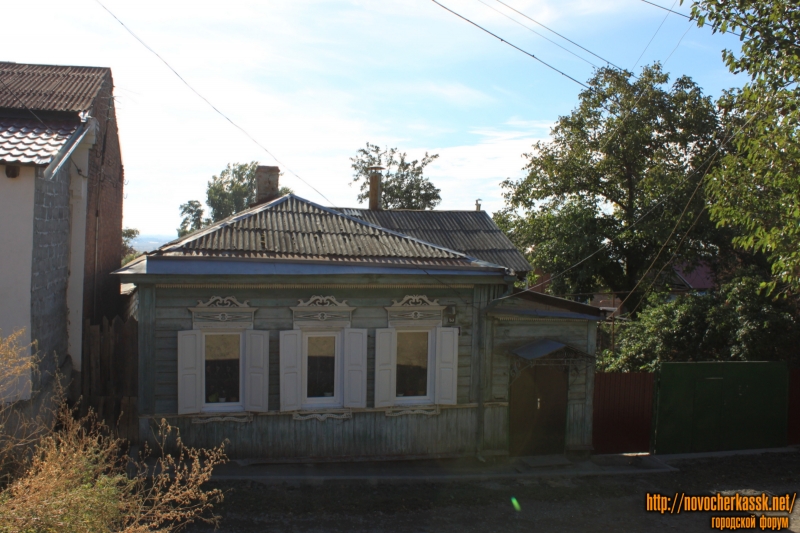 Новочеркасск: Улица Кавказская, 53