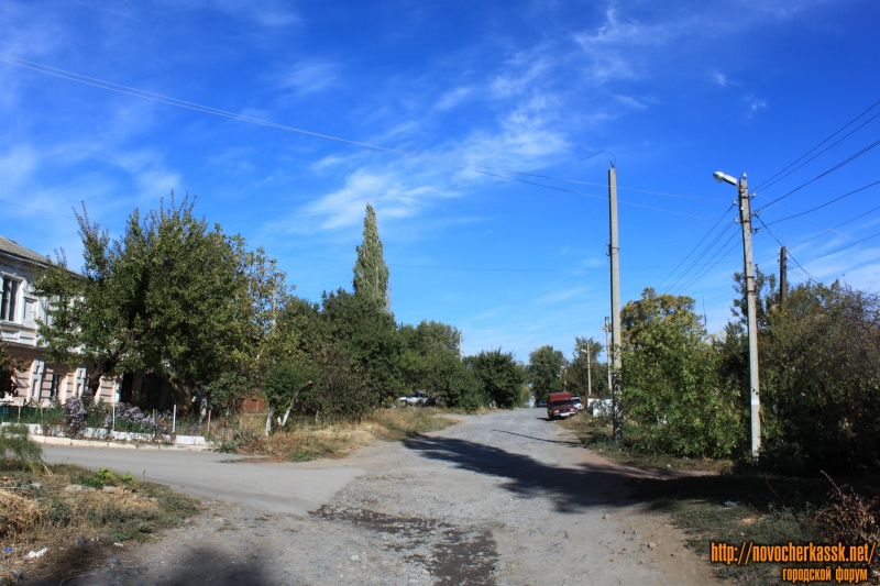 Новочеркасск: Комсомольский переулок