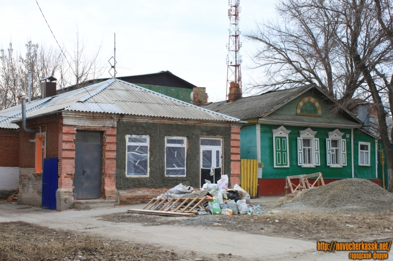 Новочеркасск: Улица Маяковского, 59