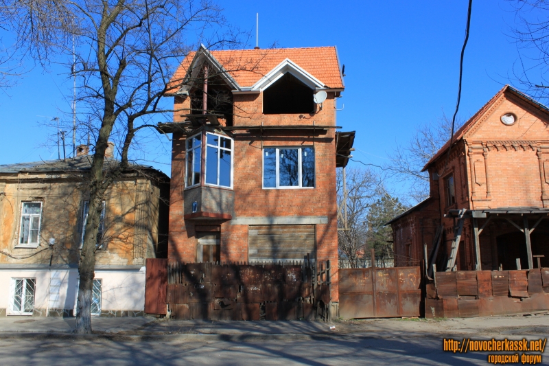 Новочеркасск: Улица Комитетская, 88