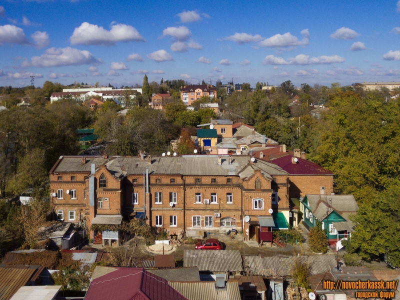 Новочеркасск: Дом в переулке Галины Петровой, 3