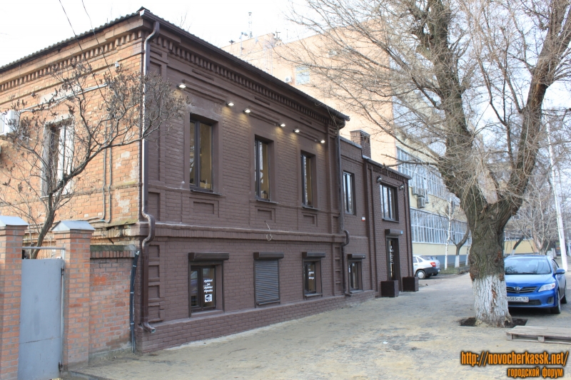 Новочеркасск: Проспект Баклановский, 19