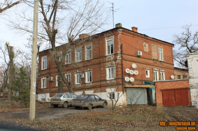 Новочеркасск: Проспект Ермака, 40/65