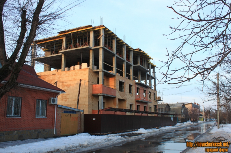 Новочеркасск: Строительство дома по адресу: улица Энгельса, 6